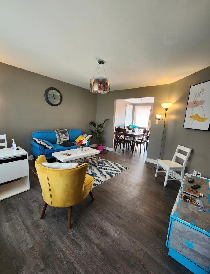 Maison Chaleureuse, Energetique Et Florale Sherbrooke Bagian luar foto