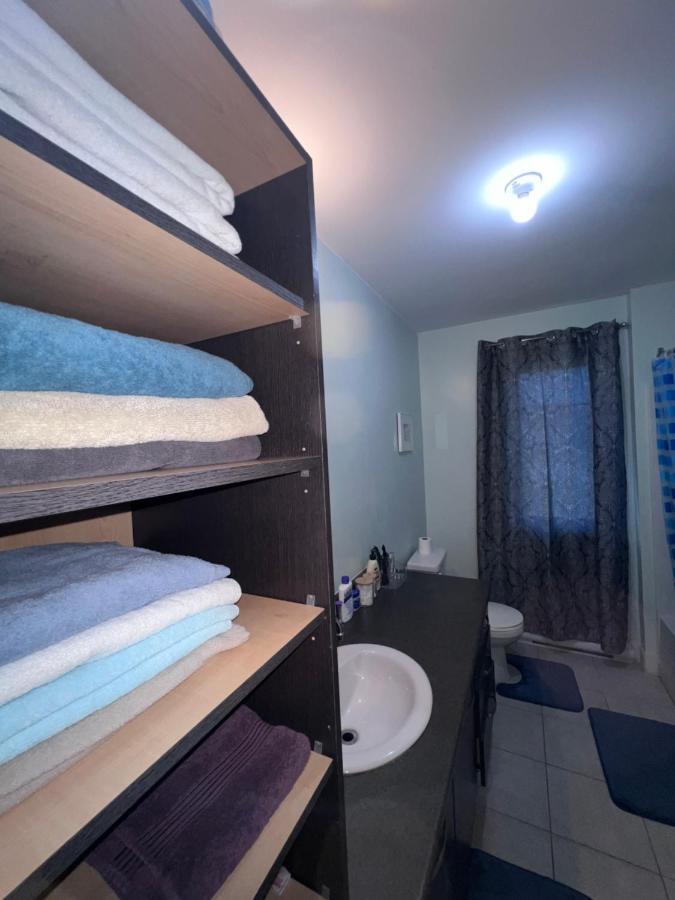 Maison Chaleureuse, Energetique Et Florale Sherbrooke Bagian luar foto